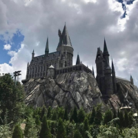 picture of hogwarts at universal studios orlando